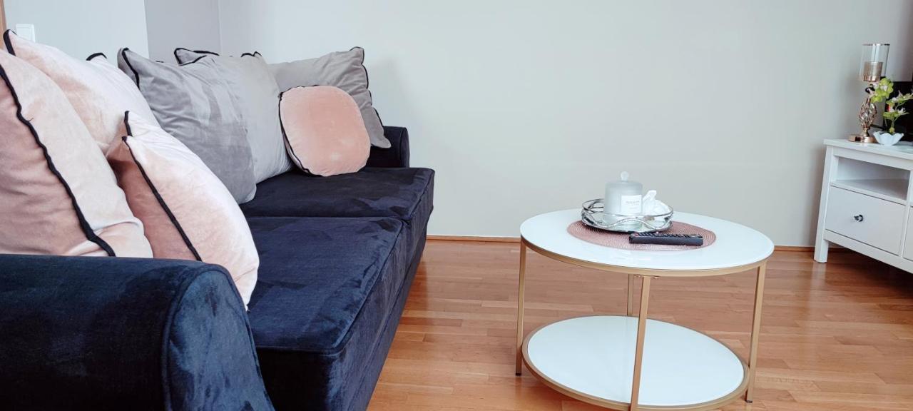 Cosmopolitan Apartament Z Bezplatnym, Prywatnym Parkingiem W Hali Garazowej Stary Toruń Екстериор снимка